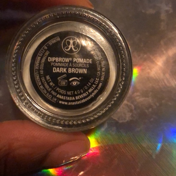 ABH pomade in dark brown - Picture 2 of 4